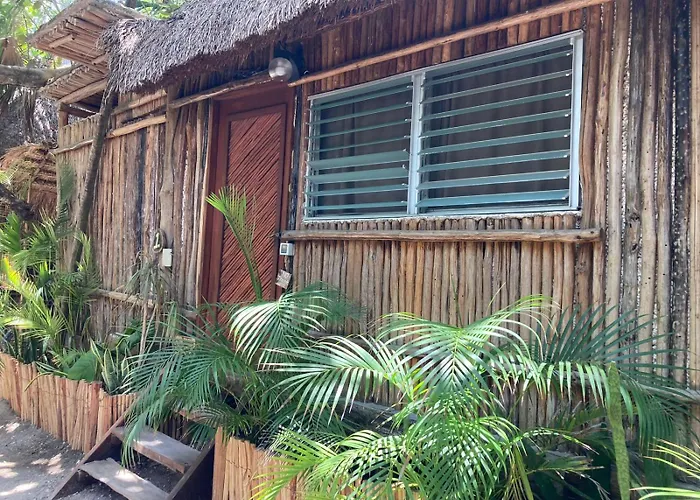Eco.banitas Hotel 3*